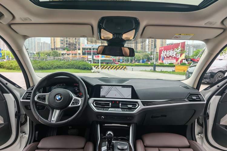 Used BMW 3 Series 2020 Restyled 325Li M Sport Package Interior 2