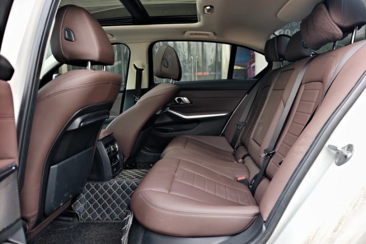 Used BMW 3 Series 2020 Facelifted 325Li xDrive M Sport Package Interior 2