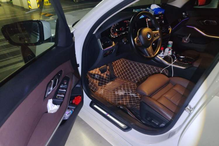 Used BMW 3 Series 2020 Restyled 325Li M Sport Package Interior 3