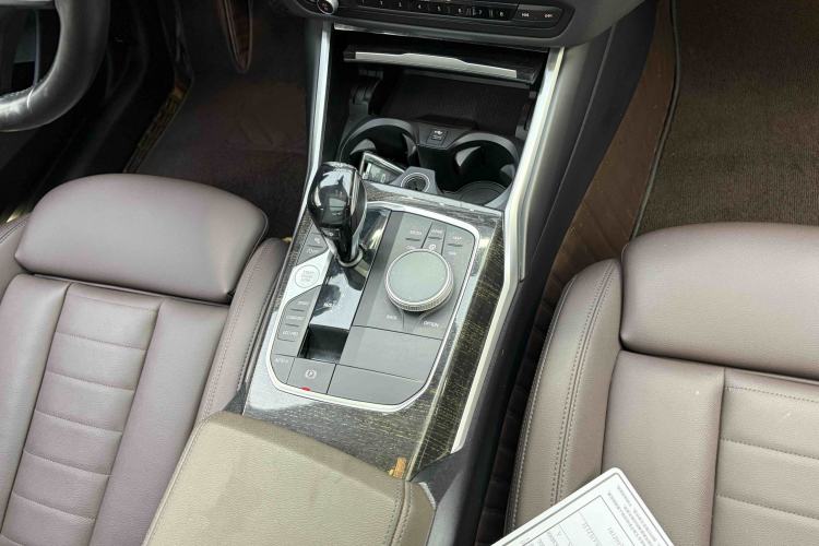 Used BMW 3 Series 2020 Restyled 325Li M Sport Package Interior 3