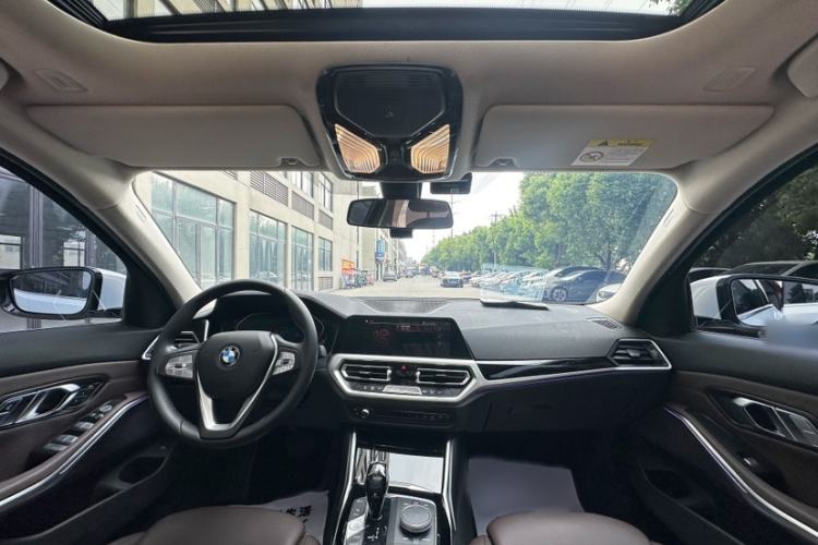 Used BMW 3 Series 2020 325Li First Edition Interior 3