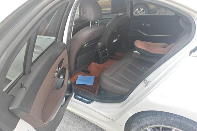 Used BMW 3 Series 2020 325Li M Sport Package Interior 4