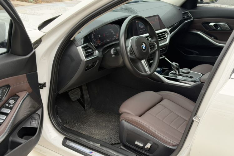 Used BMW 3 Series 2020 320Li M Sport Package Interior 4