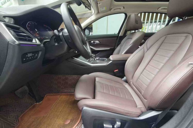 Used BMW 3 Series 2020 Restyled 325Li M Sport Package Interior 4