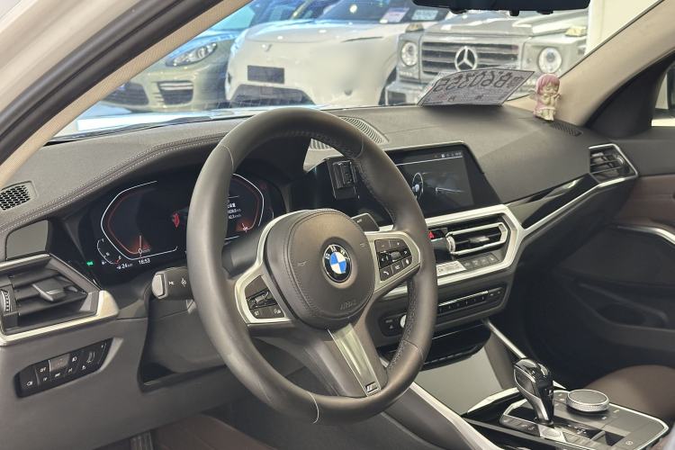 Used BMW 3 Series 2020 320Li M Sport Package Interior 5