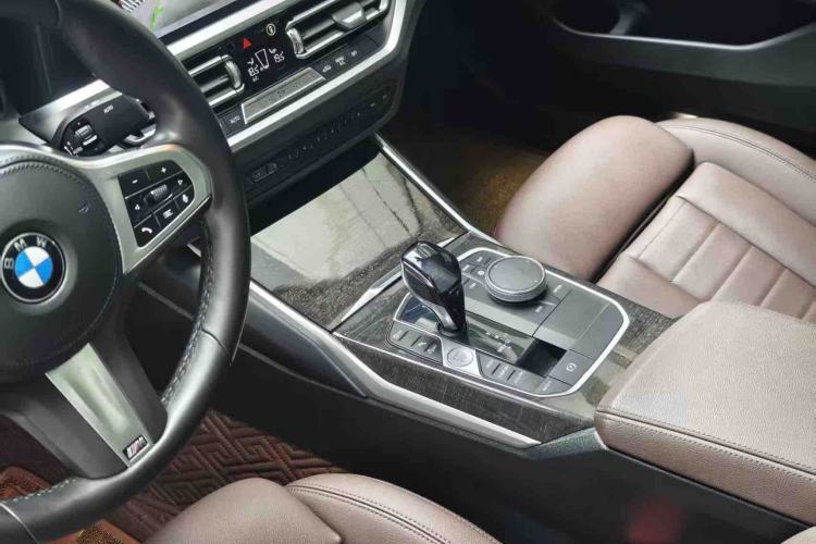 Used BMW 3 Series 2020 Restyled 325Li M Sport Package Interior 6