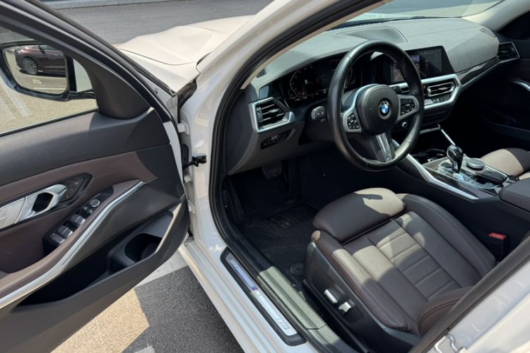 Used BMW 3 Series 2020 Restyled 325Li M Sport Package Interior 7