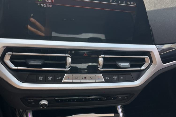 Used BMW 3 Series 2020 320Li M Sport Package Interior 7