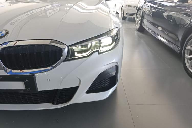 Used BMW 3 Series 2020 Restyled 325Li M Sport Package Left Front Headlight