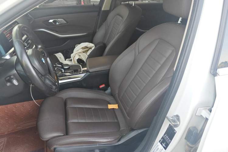 Used BMW 3 Series 2020 325Li M Sport Package Left Front Seat