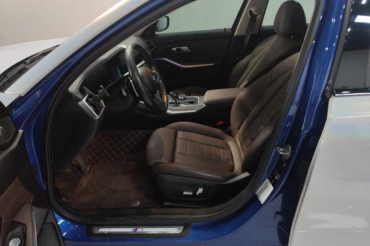 Used BMW 3 Series 2020 Restyled 325Li M Sport Package Left Front Seat