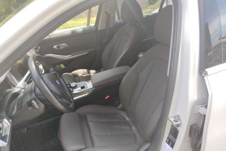 Used BMW 3 Series 2020 325Li M Sport Package Left Front Seat