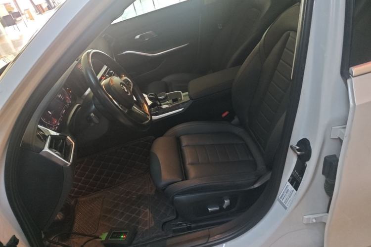 Used BMW 3 Series 2020 Restyled 325Li M Sport Package Left Front Seat