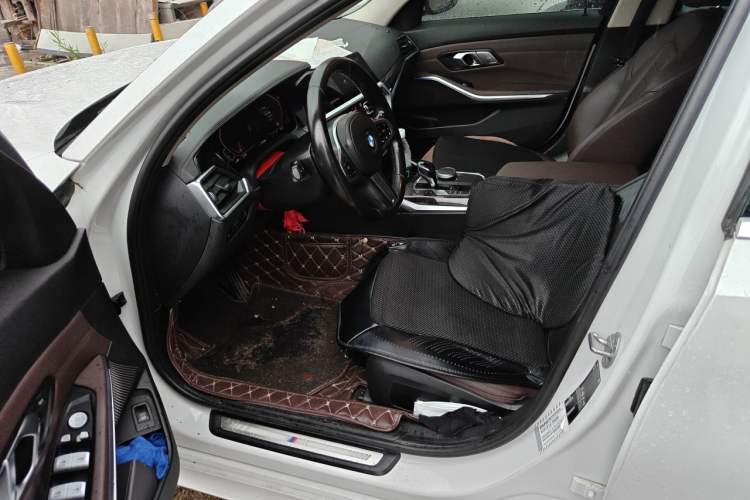Used BMW 3 Series 2020 325Li M Sport Package Left Front Seat