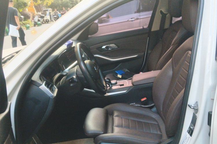 Used BMW 3 Series 2020 325Li M Sport Package Left Front Seat