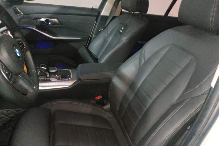 Used BMW 3 Series 2020 Restyled 325i M Sport Night Edition Package Left Front Seat