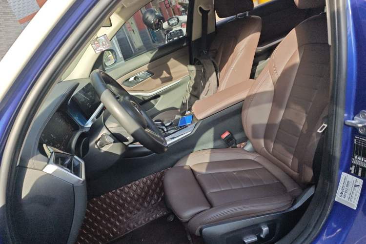 Used BMW 3 Series 2020 325Li M Sport Package Left Front Seat