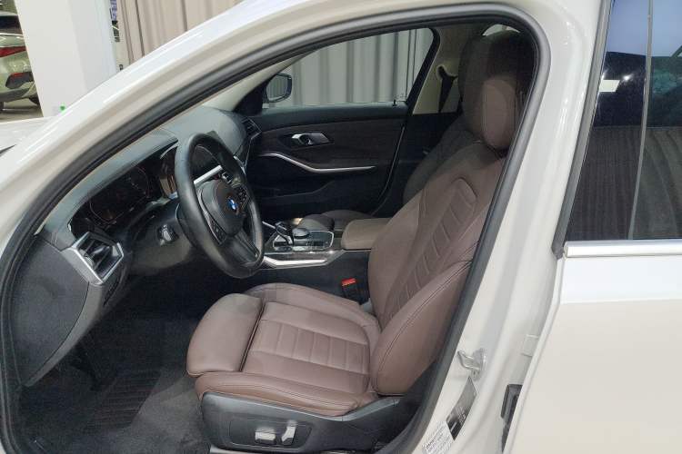 Used BMW 3 Series 2020 Restyled 325Li M Sport Package Left Front Seat