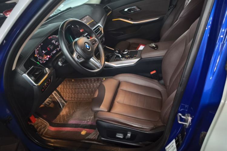 Used BMW 3 Series 2020 Restyled 325i M Sport Night Edition Package Left Front Seat