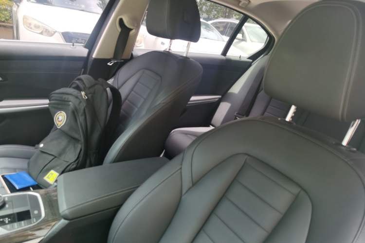 Used BMW 3 Series 2020 325Li M Sport Package Left Front Seat