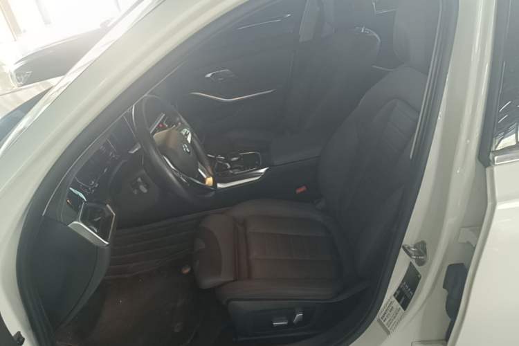 Used BMW 3 Series 2020 325Li First Edition Left Front Seat