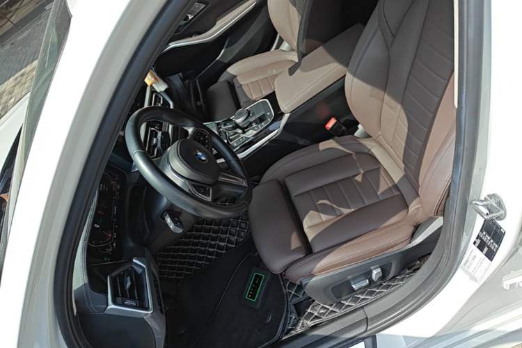 Used BMW 3 Series 2020 320Li M Sport Package Left Front Seat