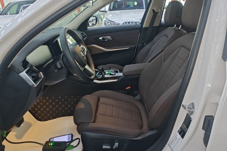 Used BMW 3 Series 2020 Restyled 325Li M Sport Package Left Front Seat