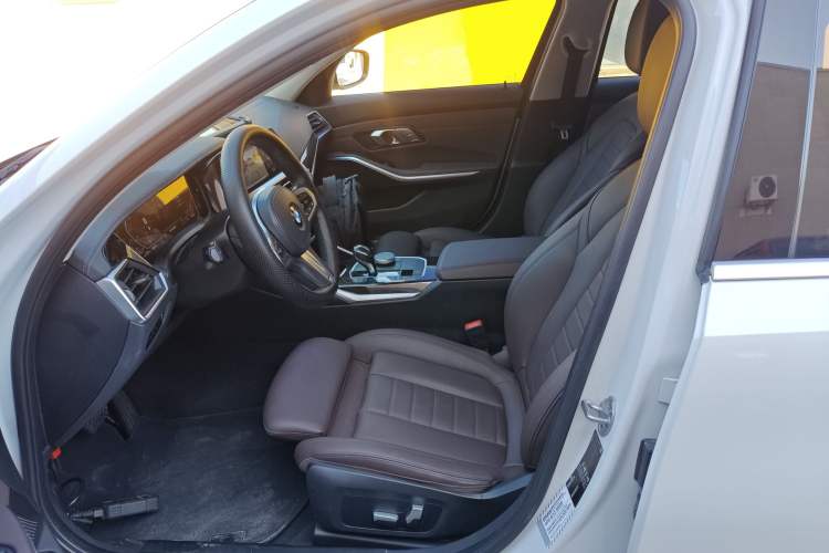 Used BMW 3 Series 2020 Restyled 325Li M Sport Package Left Front Seat