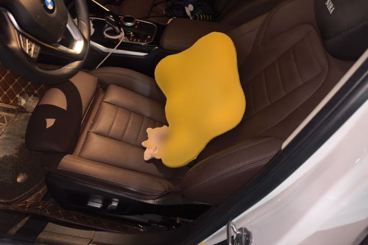 Used BMW 3 Series 2020 320i Sport Package Left Front Seat