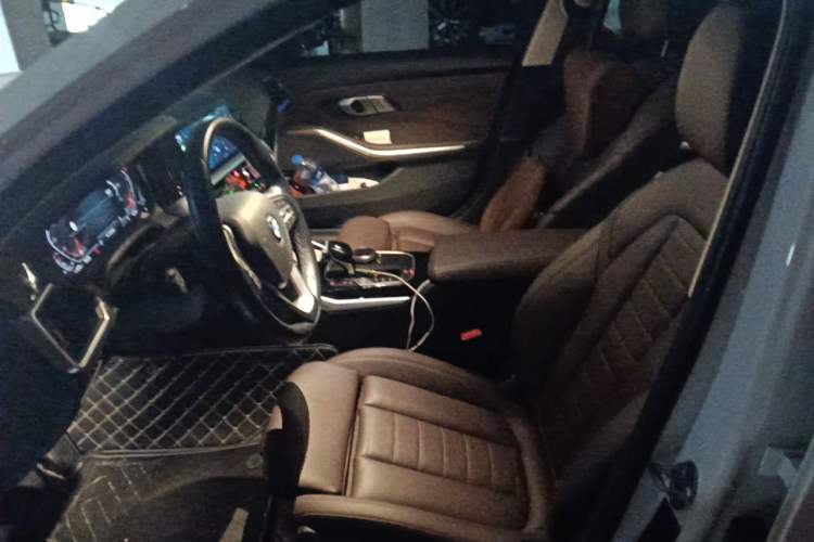 Used BMW 3 Series 2020 325Li First Edition Left Front Seat