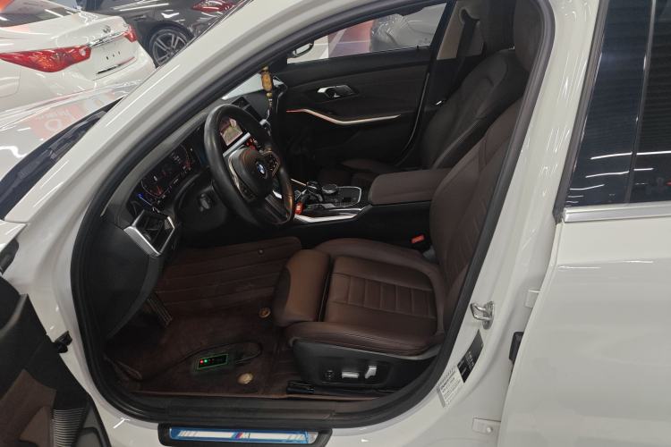 Used BMW 3 Series 2020 325Li M Sport Package Left Front Seat