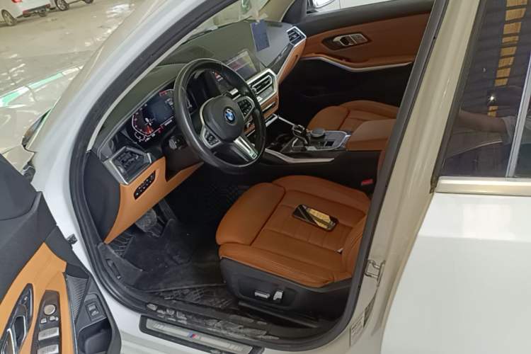 Used BMW 3 Series 2020 325Li M Sport Package Left Front Seat