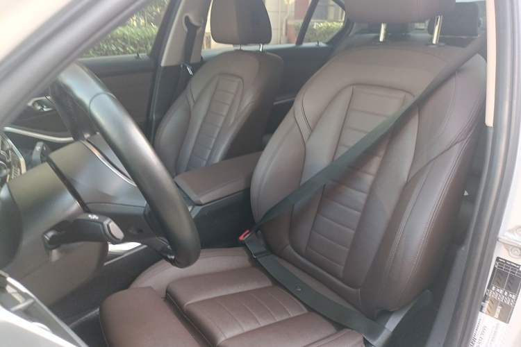 Used BMW 3 Series 2020 325Li M Sport Package Left Front Seat