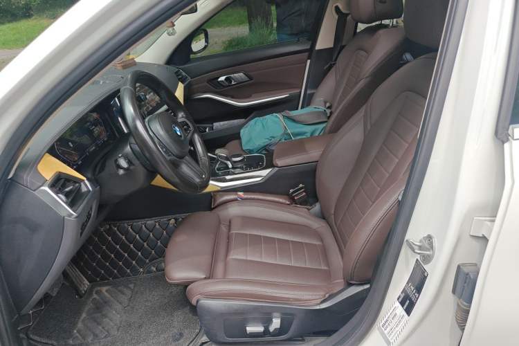 Used BMW 3 Series 2020 Restyled 325Li M Sport Package Left Front Seat