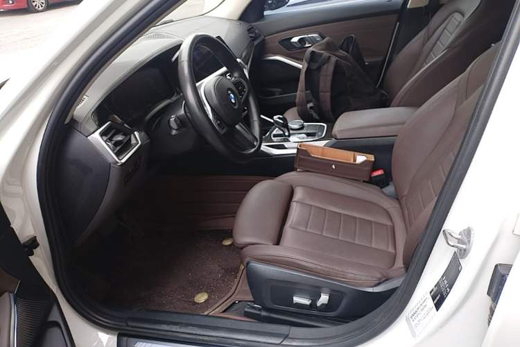 Used BMW 3 Series 2020 Restyled 325Li M Sport Package Left Front Seat