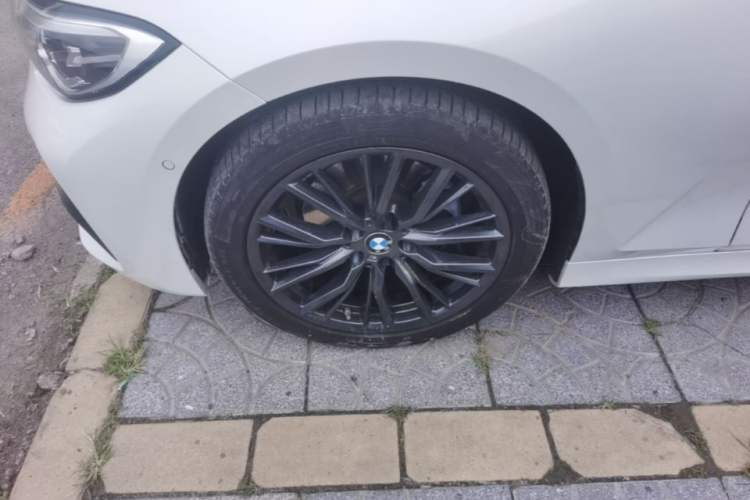 Used BMW 3 Series 2020 Facelifted 325Li M Sport Night Edition Package Left Front Wheel Hub