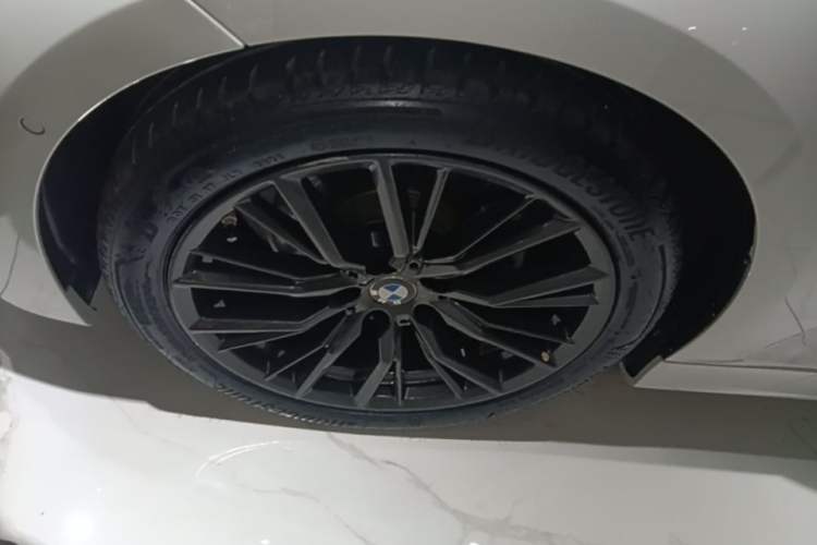 Used BMW 3 Series 2020 325Li M Sport Night Edition Package Left Front Wheel Hub