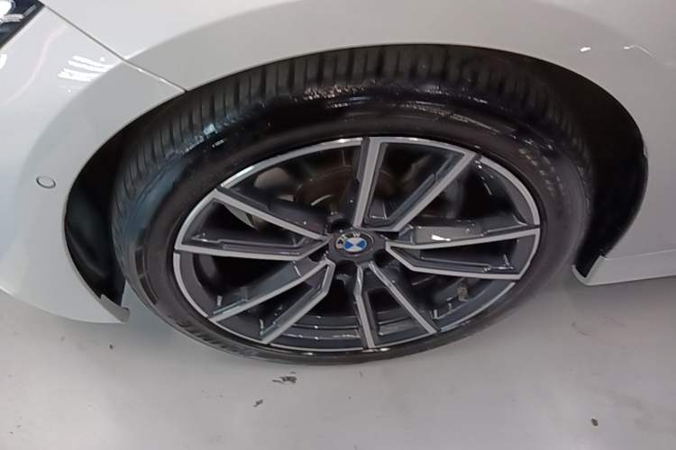 Used BMW 3 Series 2020 Restyled 325Li M Sport Package Left Front Wheel Hub