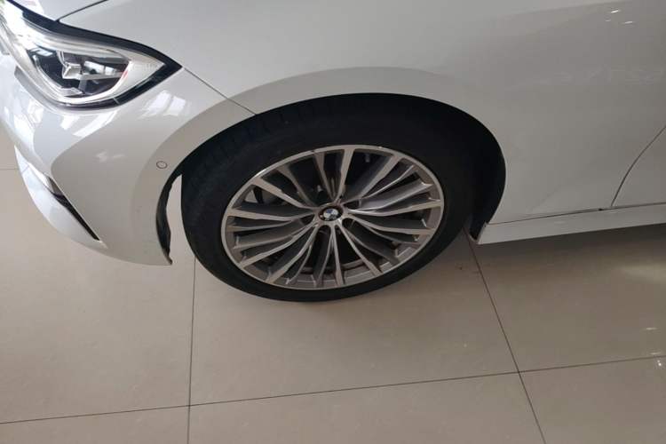 Used BMW 3 Series 2020 325Li First Edition Left Front Wheel Hub