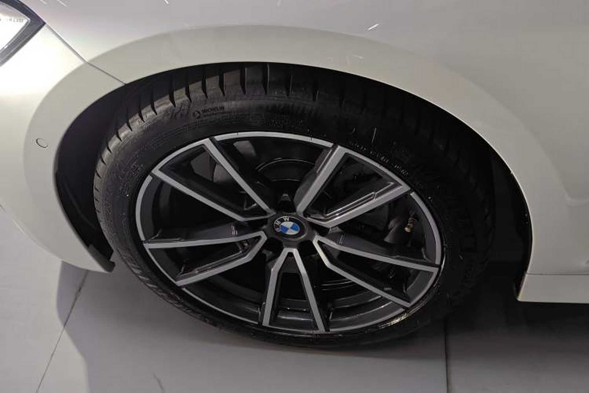 Used BMW 3 Series 2020 Restyled 325Li M Sport Package Left Front Wheel Hub