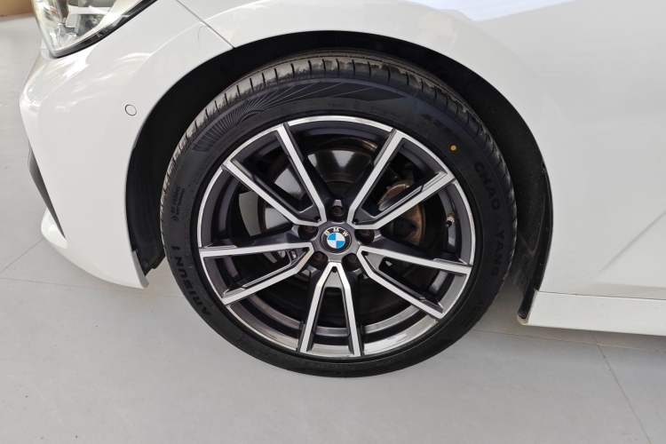 Used BMW 3 Series 2020 320Li M Sport Package Left Front Wheel Hub