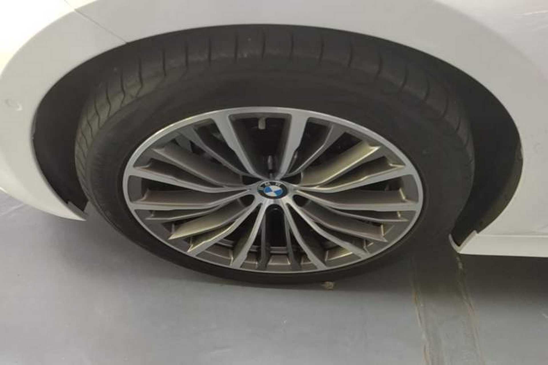 Used BMW 3 Series 2020 325Li First Edition Left Front Wheel Hub