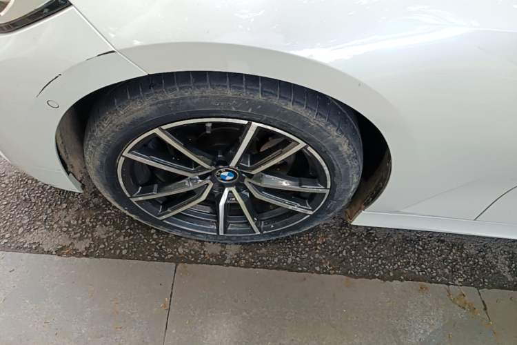 Used BMW 3 Series 2020 320Li M Sport Package Left Front Wheel Hub