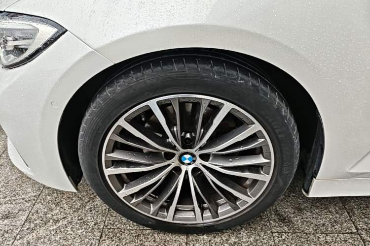 Used BMW 3 Series 2020 325Li First Edition Left Front Wheel Hub