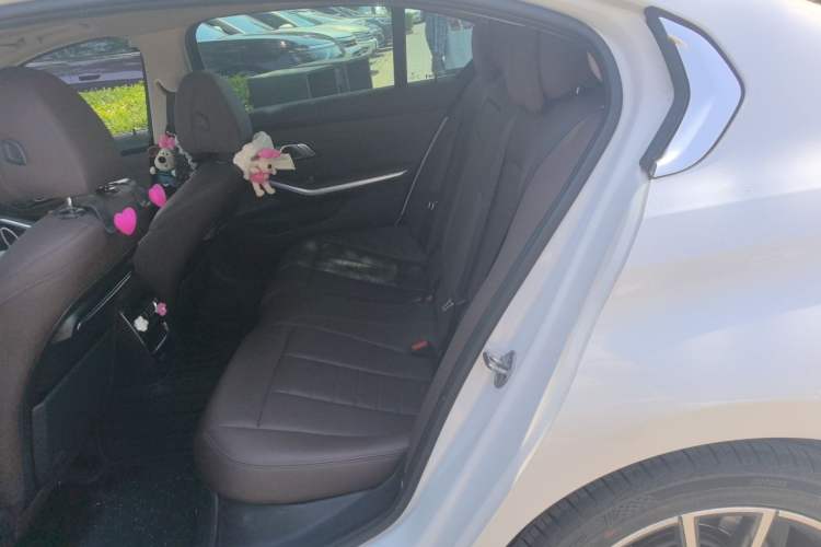 Used BMW 3 Series 2020 Restyled 325Li M Sport Package Left Rear Seat