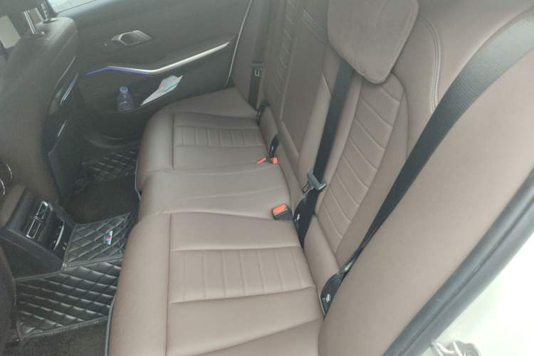 Used BMW 3 Series 2020 Facelifted 325Li M Sport Night Edition Package Left Rear Seat