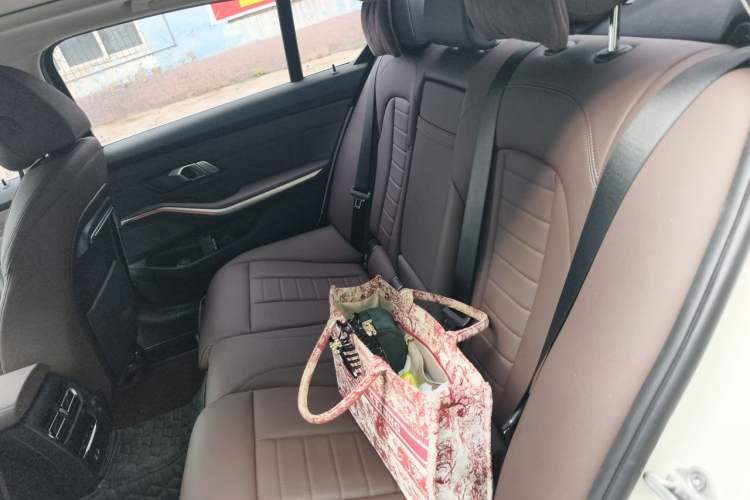 Used BMW 3 Series 2020 Restyled 325Li M Sport Package Left Rear Seat