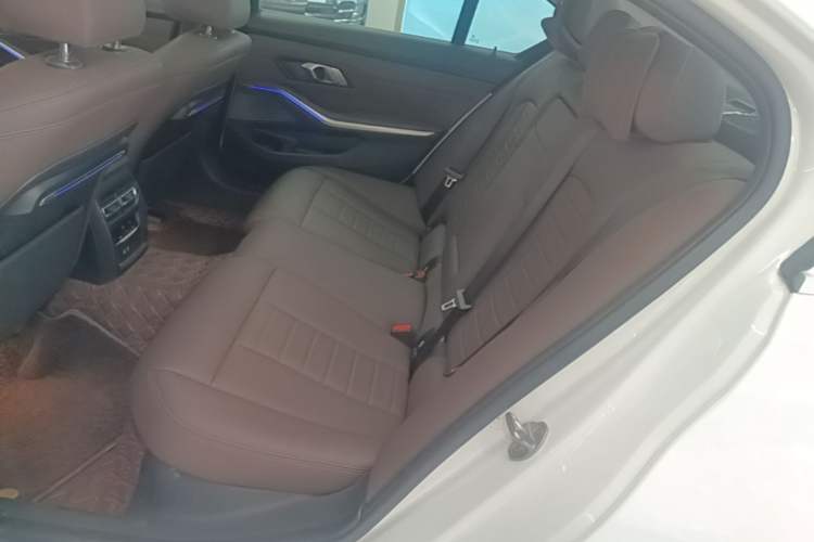 Used BMW 3 Series 2020 325Li M Sport Package Left Rear Seat