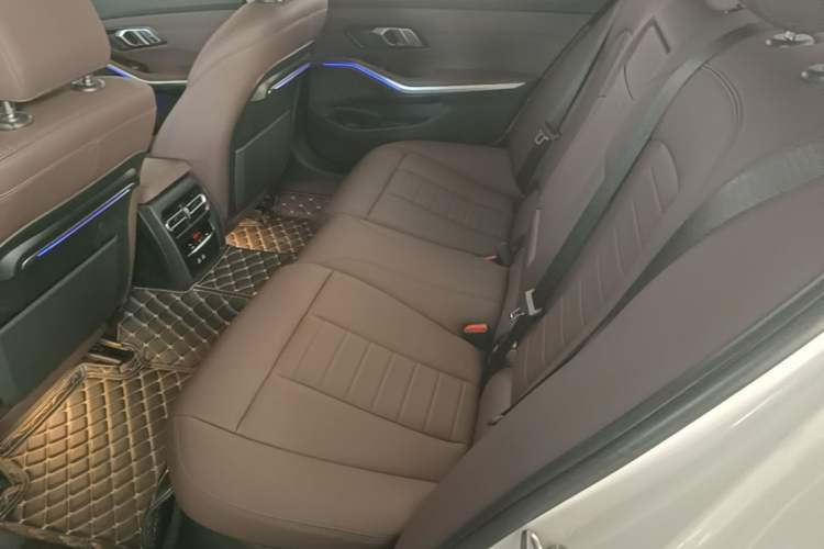 Used BMW 3 Series 2020 Restyled 325Li M Sport Package Left Rear Seat