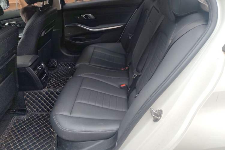 Used BMW 3 Series 2020 Facelifted 325Li M Sport Night Edition Package Left Rear Seat